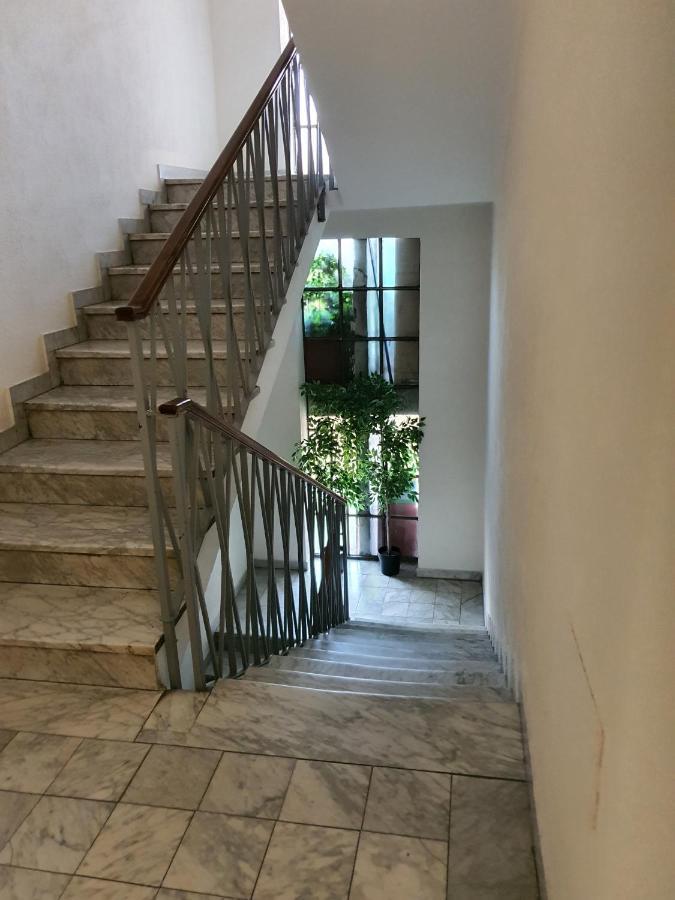 Cristel Apartment - 15 Min Da Milano Кормано Экстерьер фото