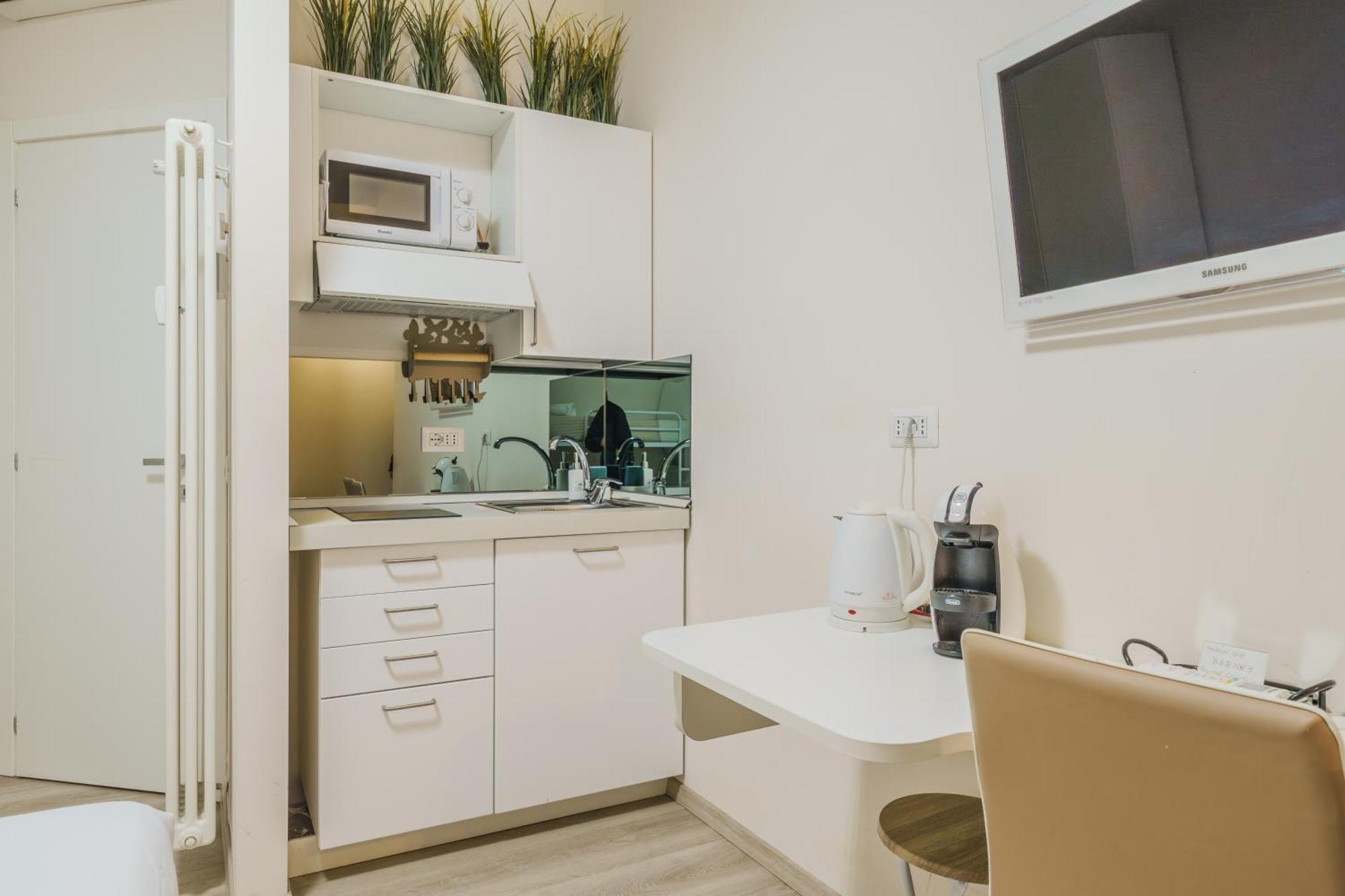 Cristel Apartment - 15 Min Da Milano Кормано Экстерьер фото